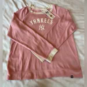 New York Yankees woman sweater